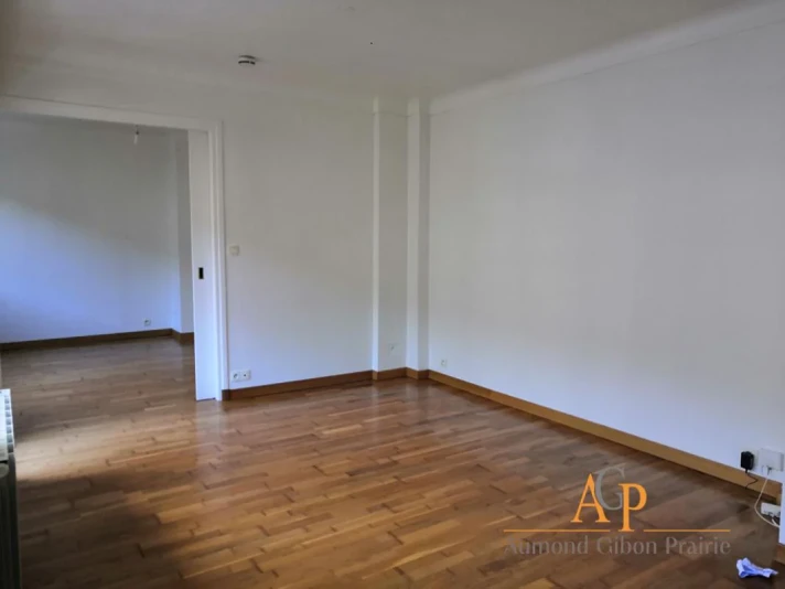 Voir la photo 1/3 du type apartment à Caen
