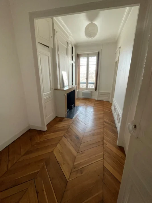 Voir la photo 1/7 du type apartment à Lyon 2e Arrondissement