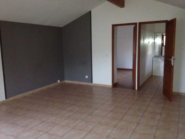 Voir la photo 1/7 du type apartment à Sain-Bel