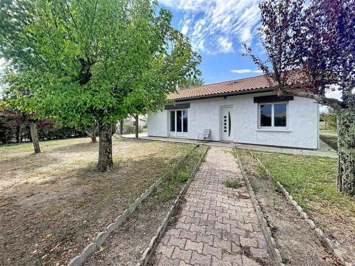 Voir la photo 1/14 du type house à Saint-André-de-Cubzac