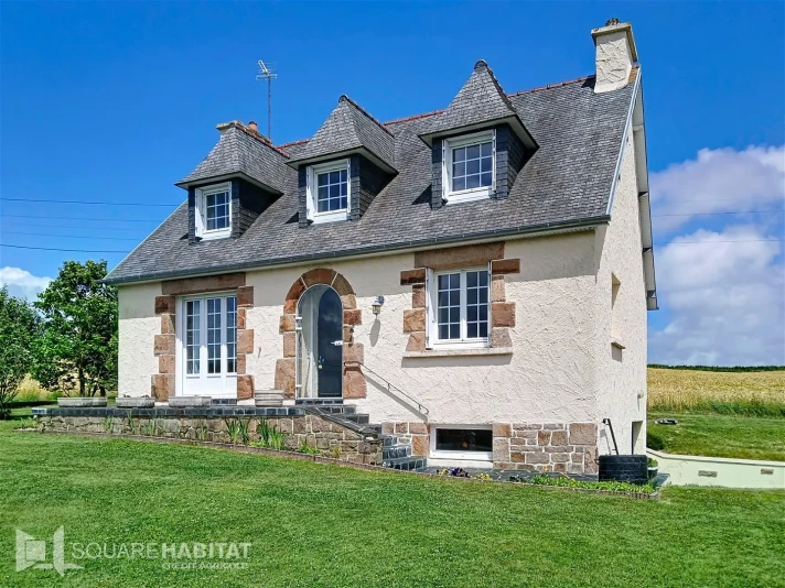 Voir la photo 1/12 du type house à Caouënnec-Lanvézéac