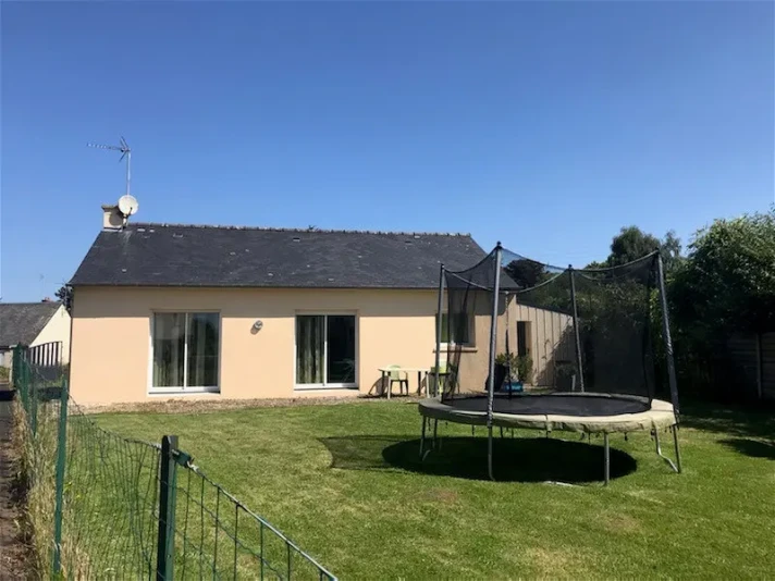 Voir la photo 1/8 du type house à Bégard