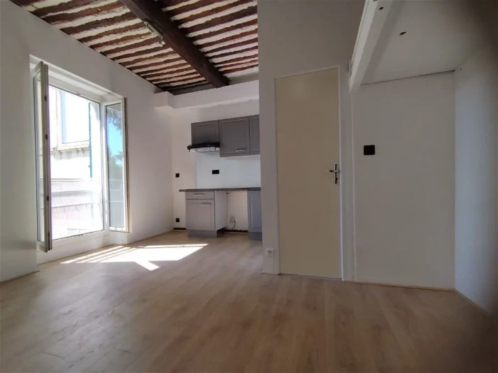 Voir la photo 1/8 du type apartment à L'Isle-sur-la-Sorgue