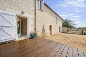 Maison à Cinais