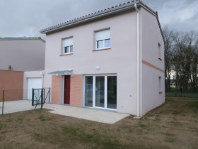 Maison à La Salvetat-Saint-Gilles