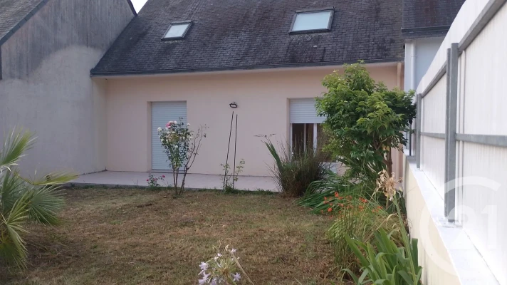 Voir la photo 1/7 du type house à Larmor-Plage