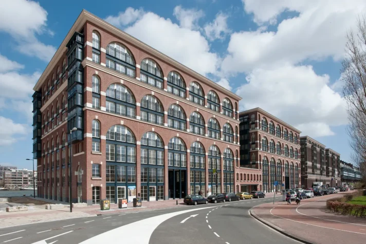 Appartement aan de Oostelijke Handelskade in Amsterdam