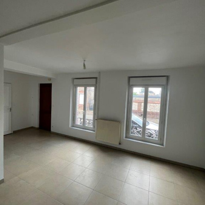 Voir la photo 1/8 du type house à Caudebec-lès-Elbeuf