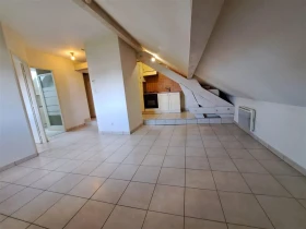 Appartement à Ville-en-Sallaz