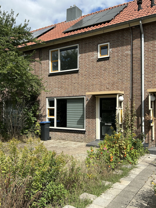 Zdjęcie 1 z 2 — house, Alphen aan den Rijn