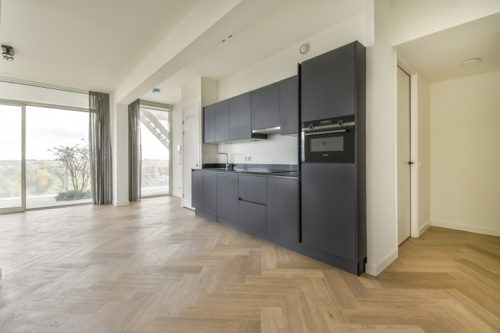 Appartement aan de Haarlemmerweg in Amsterdam (067230)