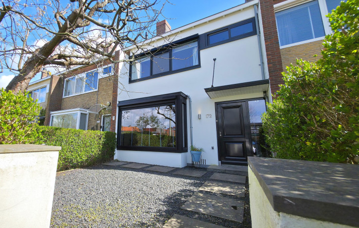 View photo 1/24 of house in Rotterdam