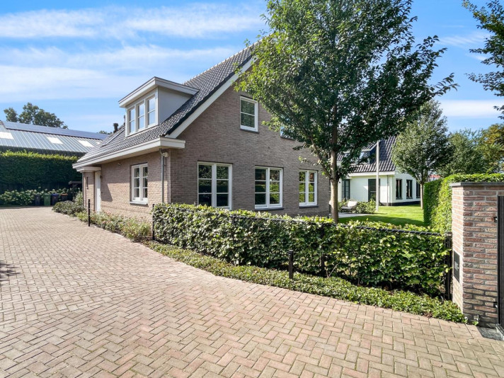 View photo 1/24 of house in Bilthoven