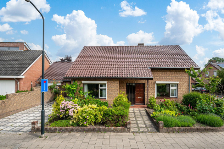 Bekijk foto 1/5 van house in Apeldoorn