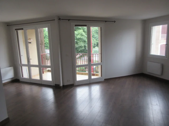 Voir la photo 1/8 du type apartment à Rodez