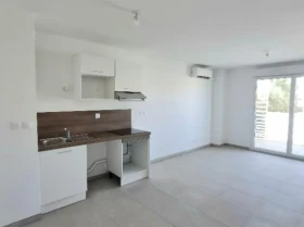 Appartement à Monteux
