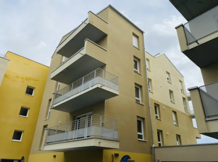 Voir la photo 1/8 du type apartment à Metz