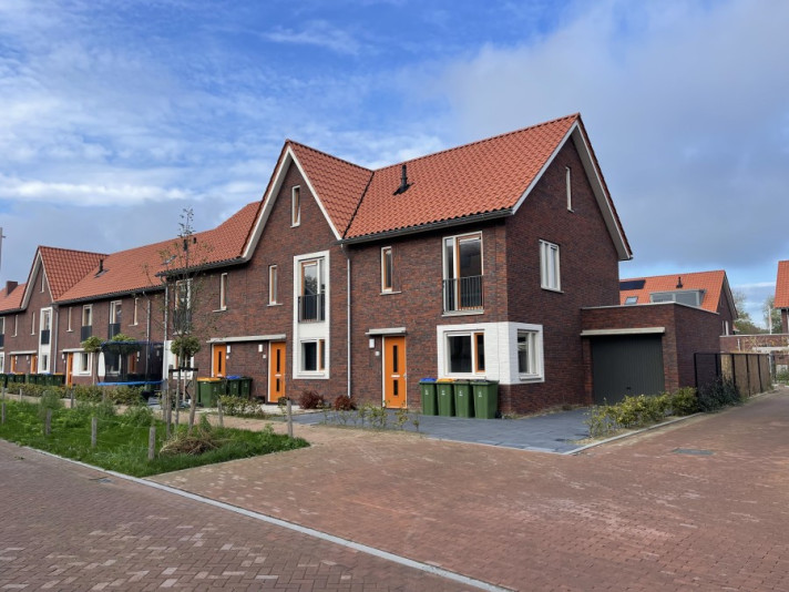 Bekijk foto 1/23 van house in Ede