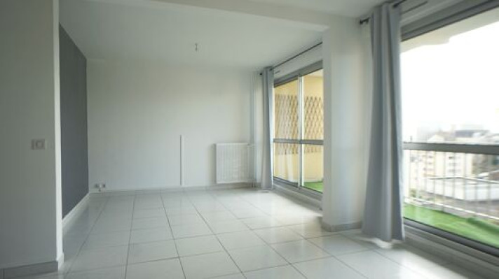 Voir la photo 1/7 du type apartment à Rouen