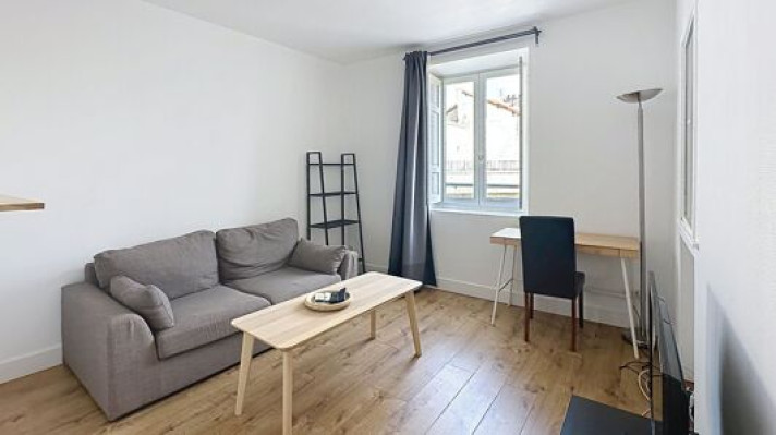 Voir la photo 1/10 du type apartment à Avignon