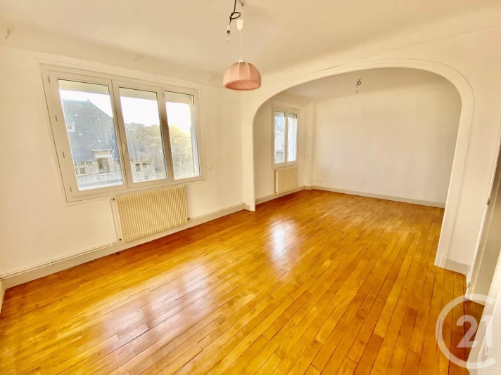 Voir la photo 1/9 du type apartment à Rodez