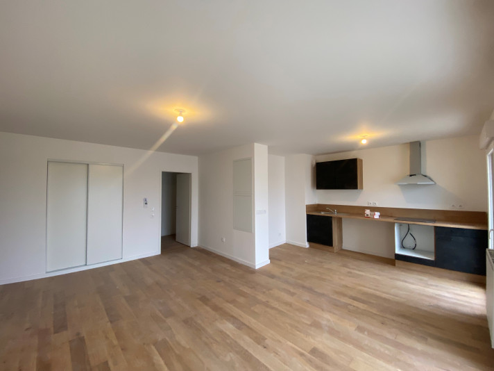 Voir la photo 1/3 du type apartment à Caen