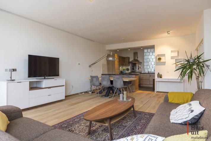 Bekijk foto 1/18 van apartment in Amsterdam