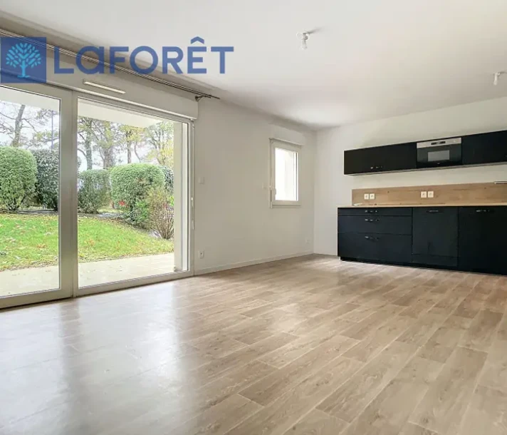 Voir la photo 1/16 du type apartment à Auray
