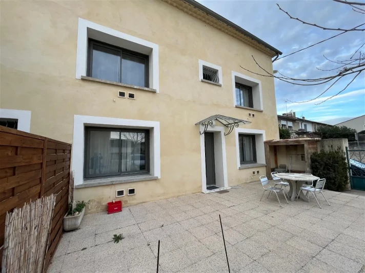 Voir la photo 1/11 du type house à Morières-lès-Avignon