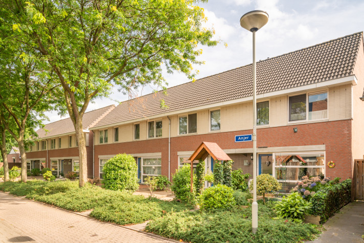 Woonhuis aan de Anjer in Venray