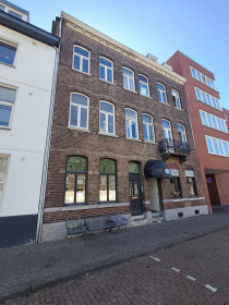 Pokój — Maastricht