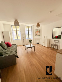 Studio à Mably