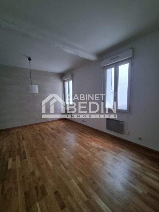 Voir la photo 1/4 du type apartment à Bordeaux
