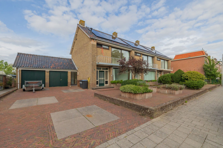 Woonhuis aan de Stationsweg in Hillegom