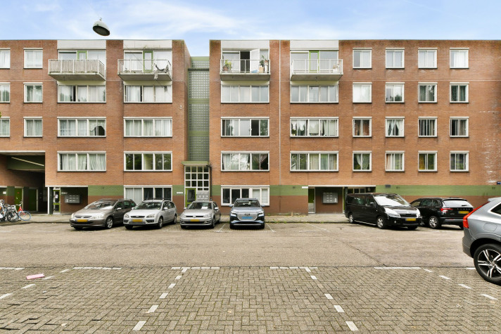 View photo 1/5 of apartment in Amsterdam