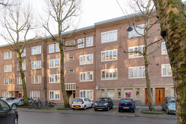 View photo 1/5 of apartment in Amsterdam
