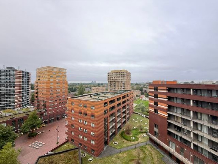 View photo 1/15 of apartment in Amsterdam