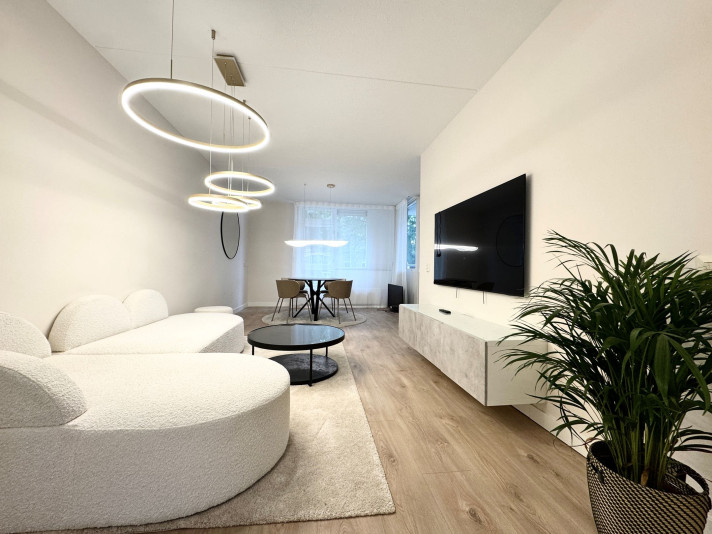 View photo 1/5 of apartment in Amsterdam