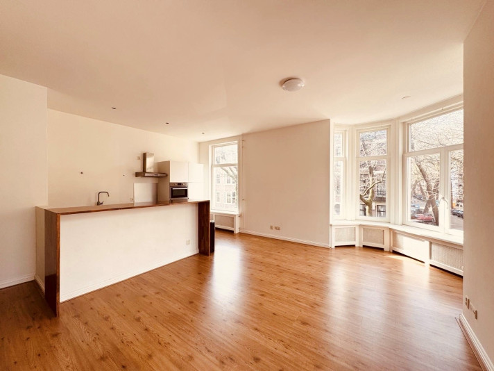 Zdjęcie 1 z 5 — apartment, Amsterdam