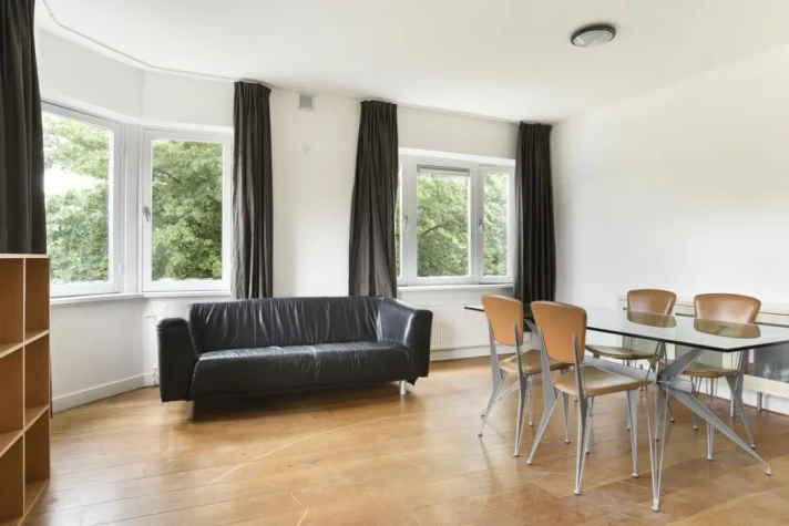 Bekijk foto 1/8 van apartment in Amsterdam