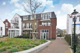 Apartment in Huizen