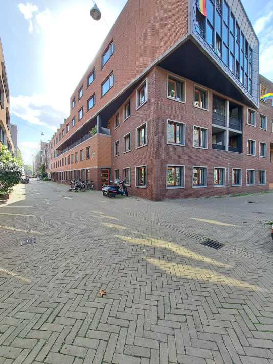 Bekijk foto 1/5 van apartment in Amsterdam