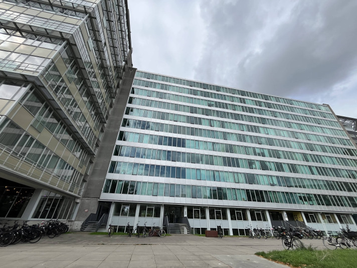 View photo 1/16 of apartment in Amsterdam