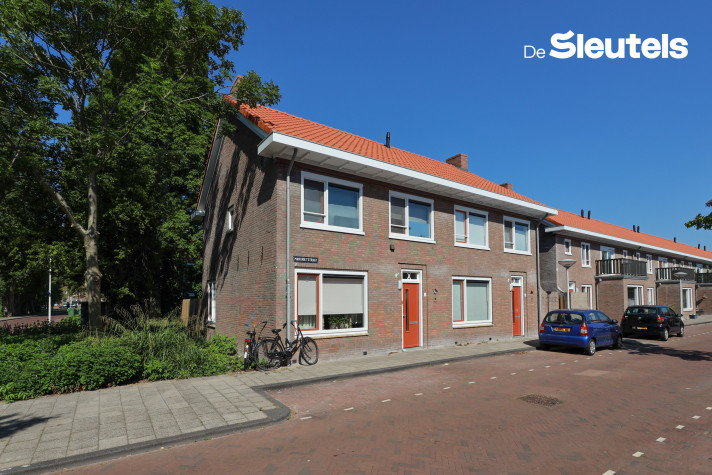 Bekijk foto 1/2 van house in Leiden