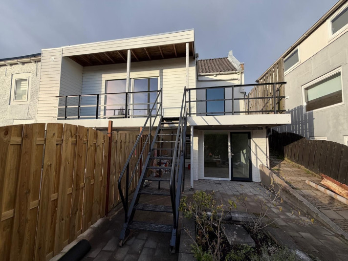 View photo 1/5 of house in Rotterdam