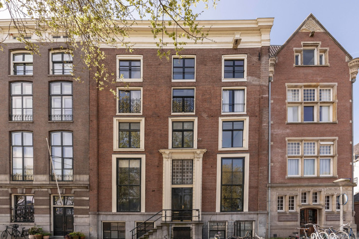 View photo 1/4 of apartment in Amsterdam
