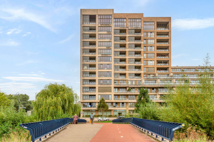 View photo 1/24 of apartment in Amsterdam