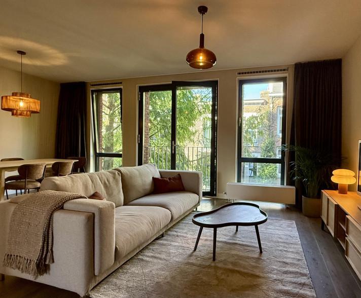 View photo 1/24 of apartment in Amsterdam