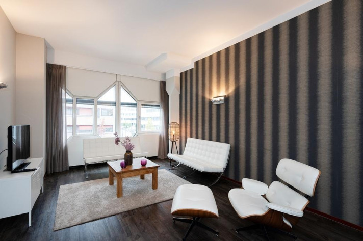 View photo 1/5 of apartment in Leiden