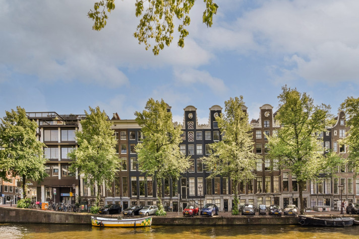 Bekijk foto 1/20 van apartment in Amsterdam